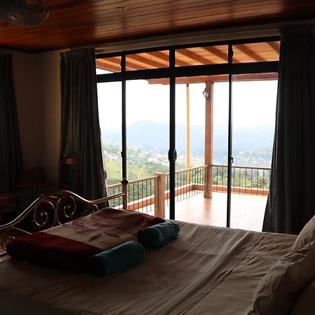 Апартаменты Haven Upon Hills Канди Экстерьер фото
